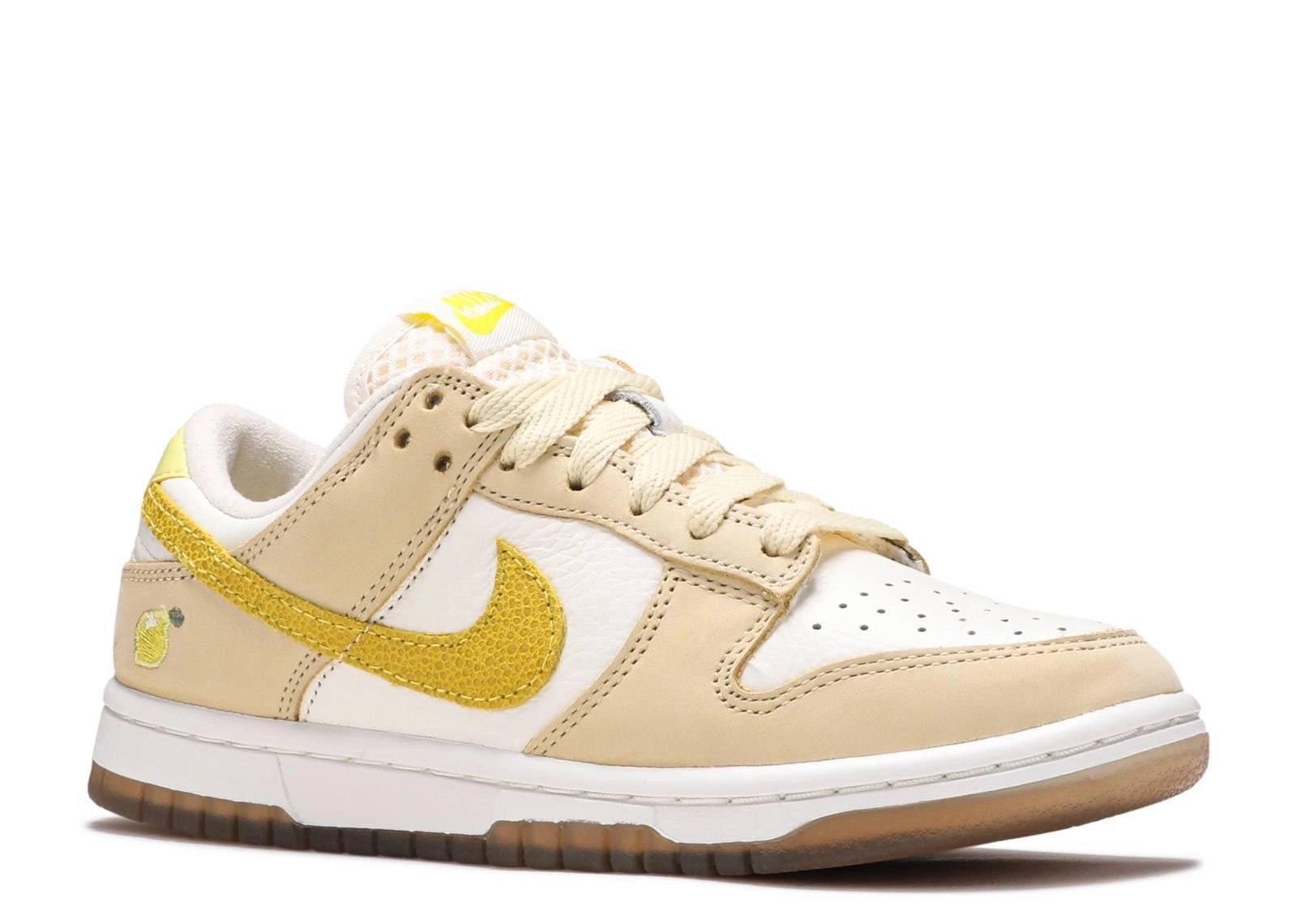 Dunk Low WMNS  Lemon Drop (2021) фото