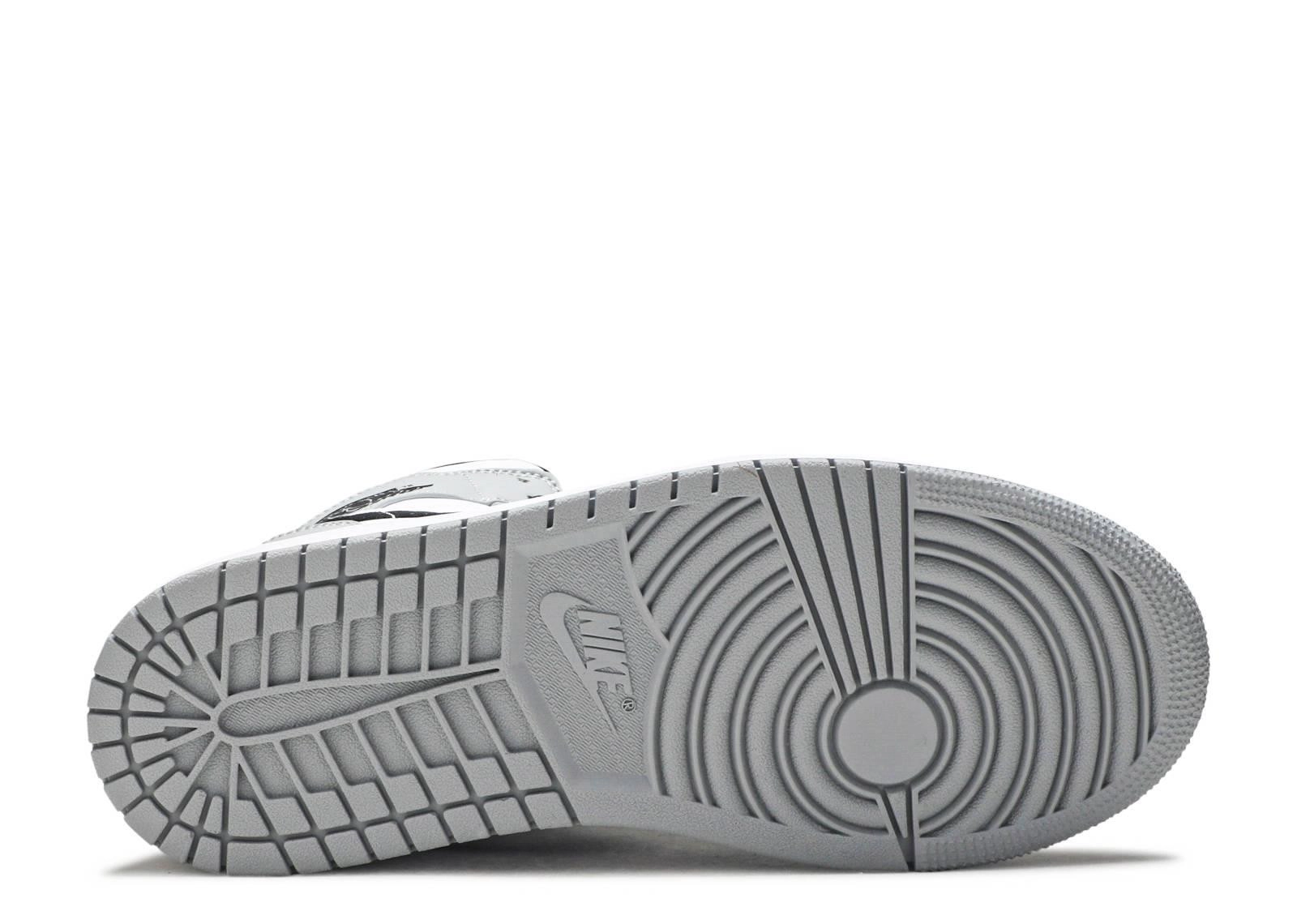1 Mid 'Light Smoke Grey' (2020) фото