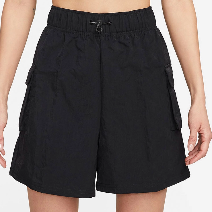 Essential Women's Woven High-Rise Shorts фото