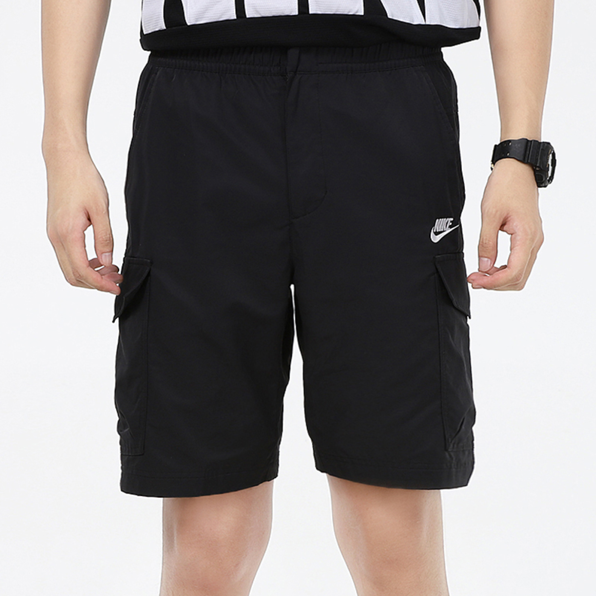 Black Cargo Shorts фото