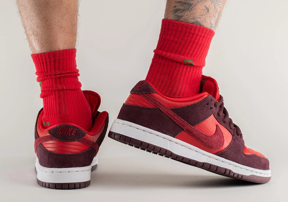 Dunk Low Fruity Pack Cherry фото