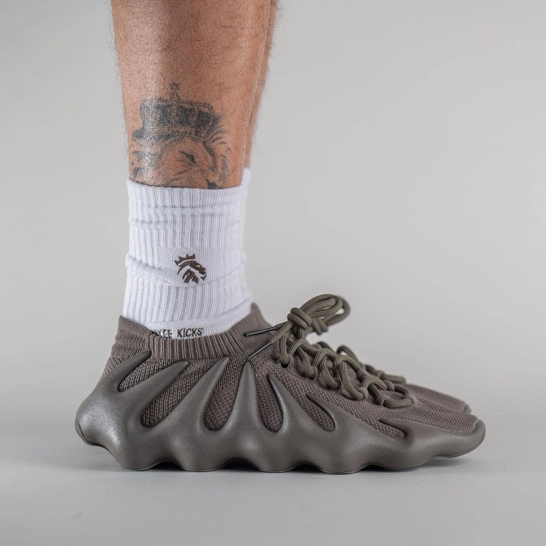Yeezy 450 Cinder фото