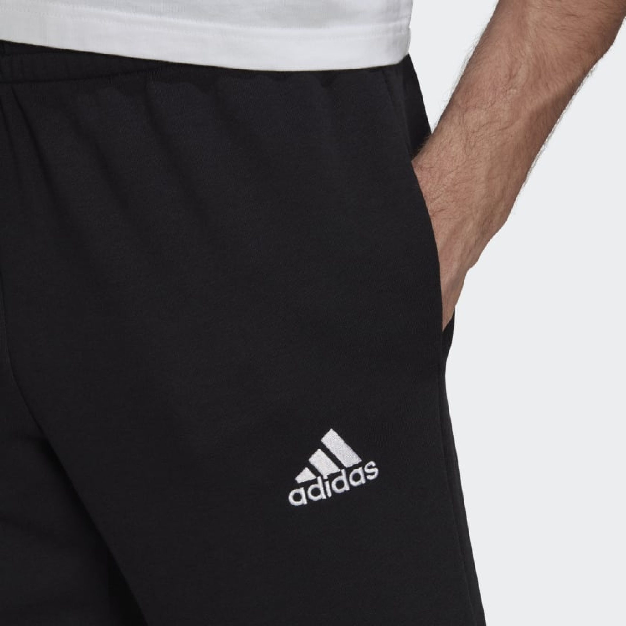 Adidas shop essentials pants