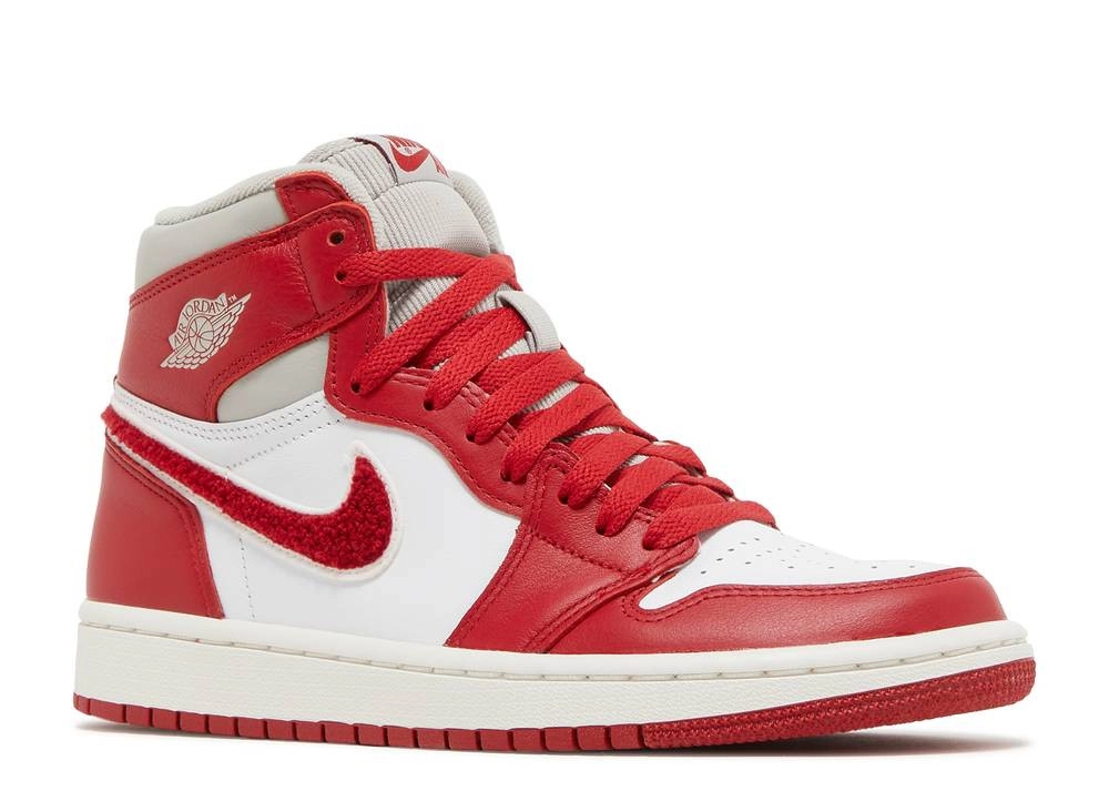 Air Jordan 1 High Newstalgia Chenille фото