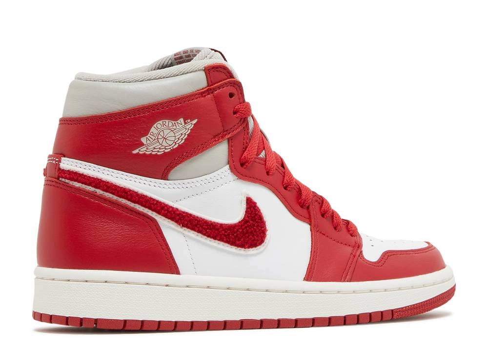 Air Jordan 1 High Newstalgia Chenille фото