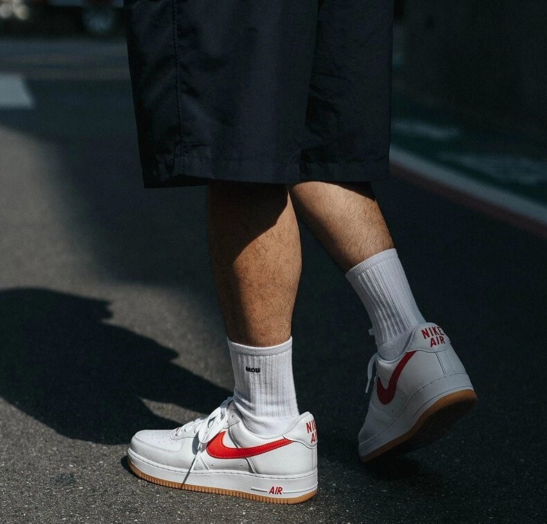 Air Force 1 Low Color Of The Month-University Red фото