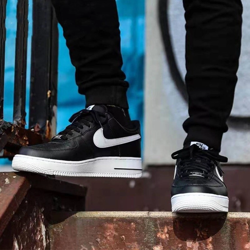 Air Force 1 Low Black White фото