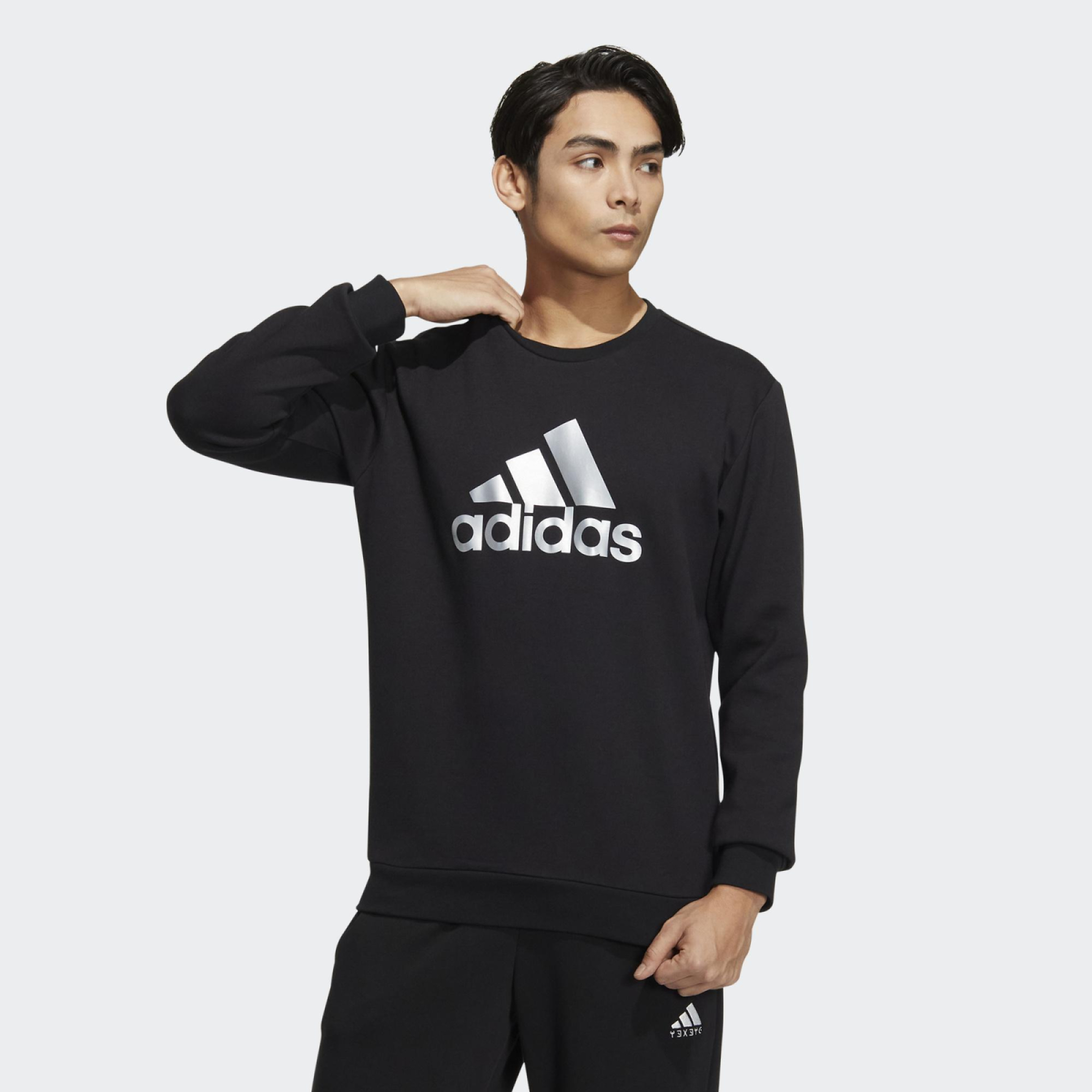 Adidas long sales sleeve crew neck