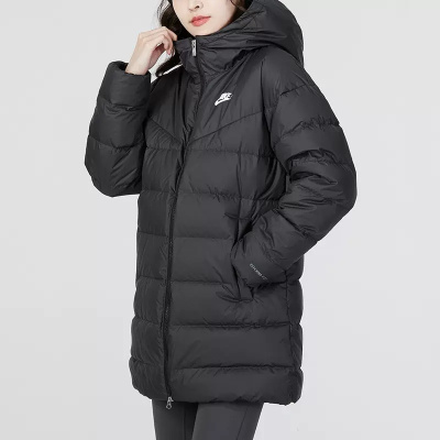 

Storm-Fit Insulated Hooded Jacket Black Women, Чёрный