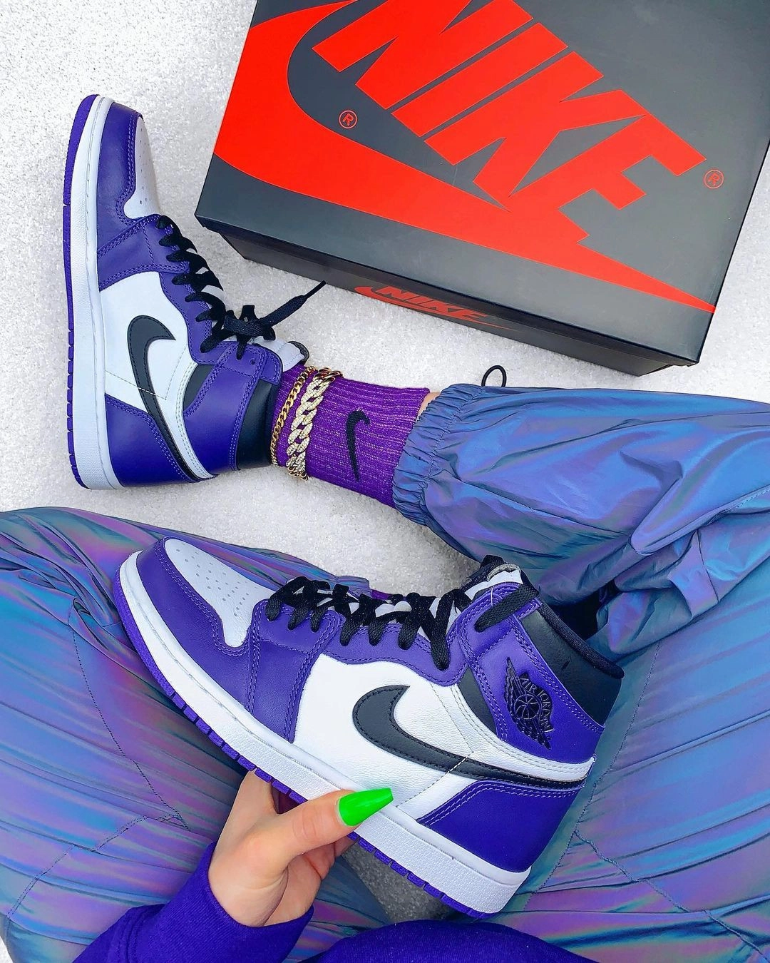 Air Jordan 1 High OG 'Court Purple' (2020) фото