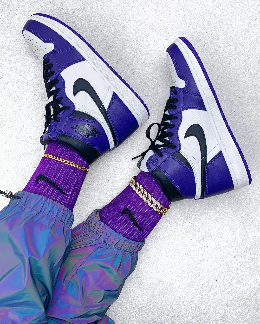 Air Jordan 1 High OG 'Court Purple' (2020) фото