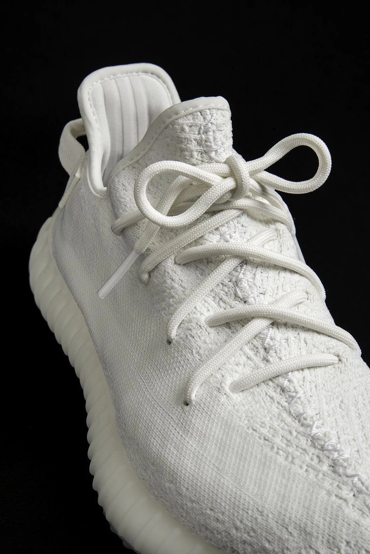 Yeezy Boost 350 V2 Cream White (2019) фото