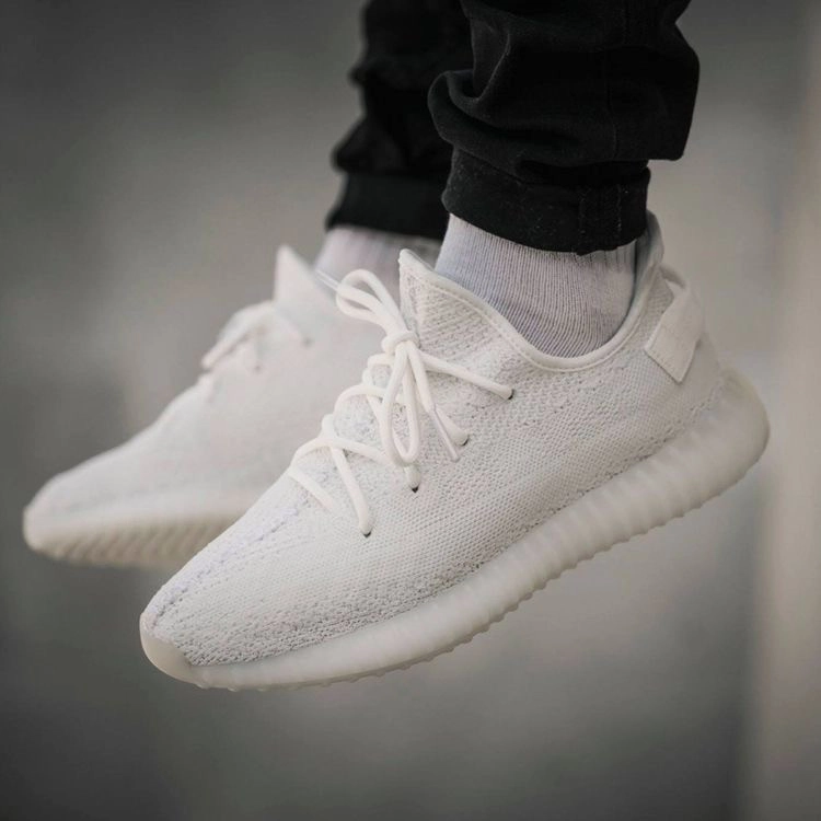 Yeezy Boost 350 V2 Cream White (2019) фото