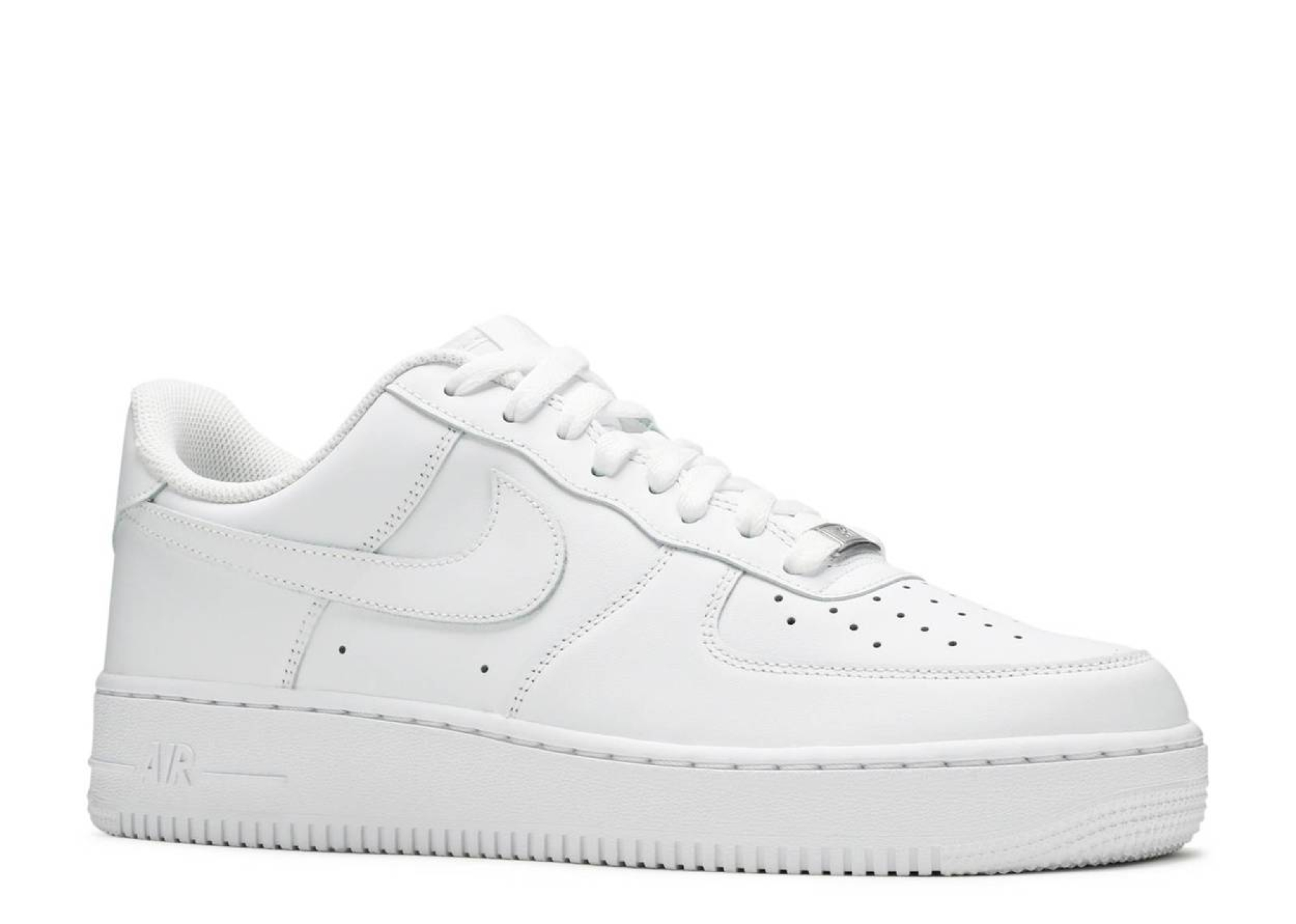 Nike air force hotsell 1 triple white low