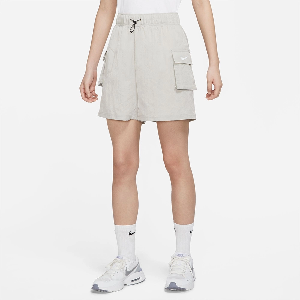 Wide Patch Pockets Shorts фото