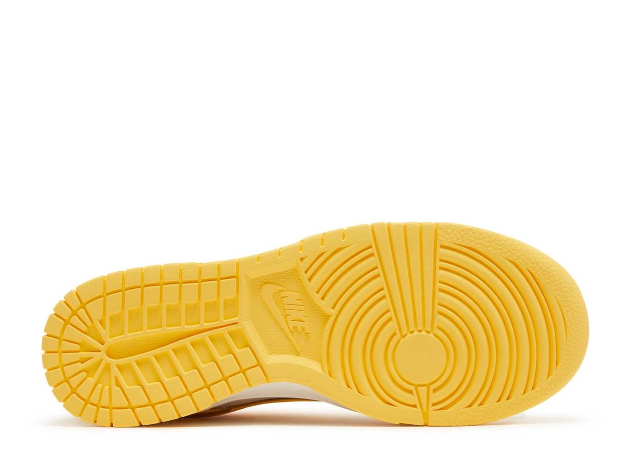 Nike yellow pulse on sale