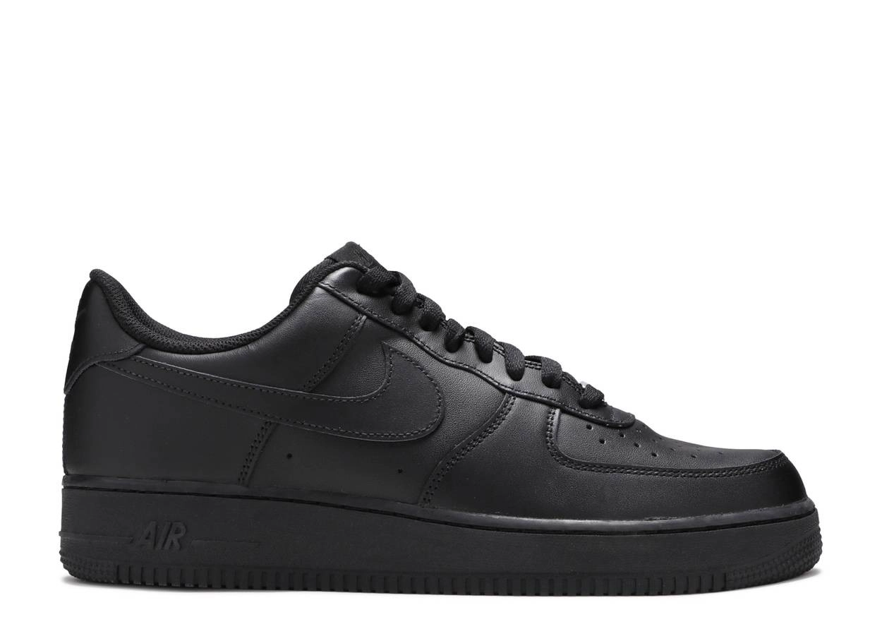 Air Force 1 Low 07 Triple Black фото