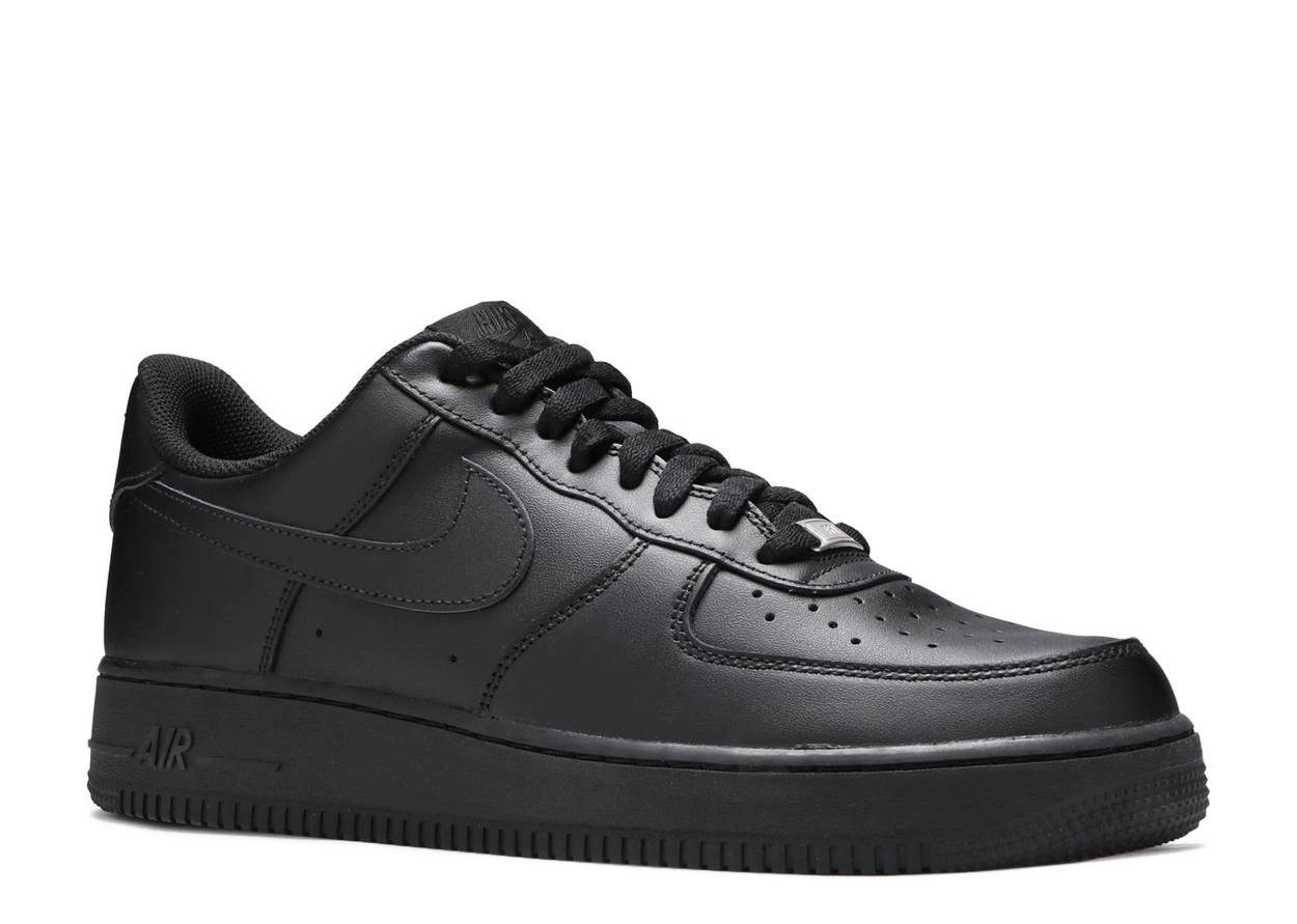 Air Force 1 Low 07 Triple Black фото