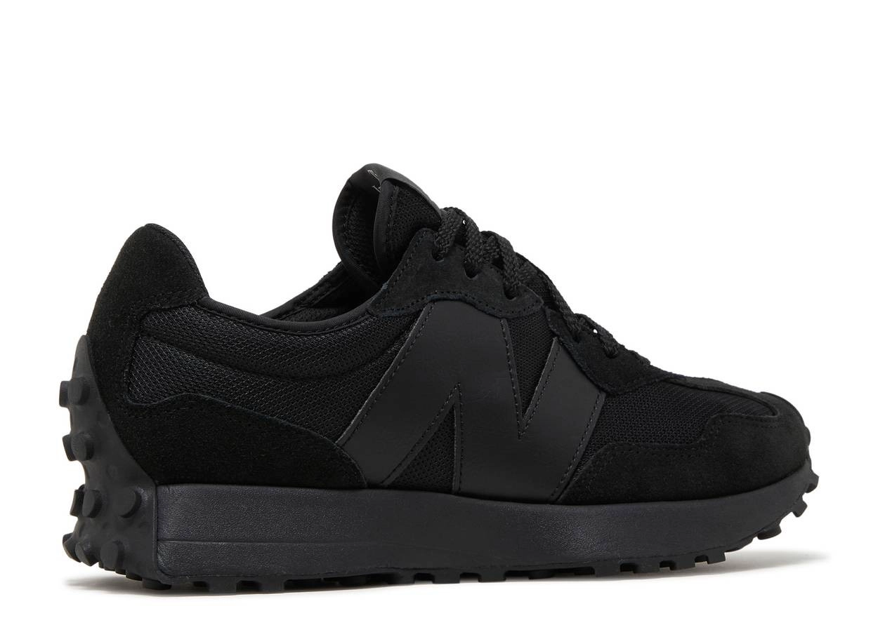 327 327 Triple Black фото