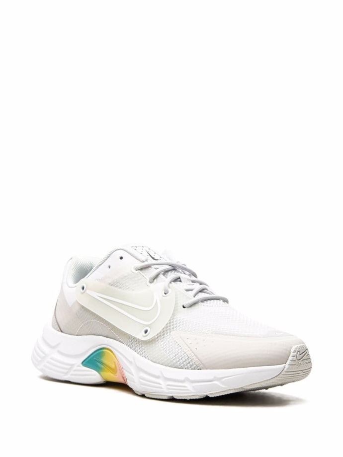 Nike giving away 5000 free shoes shop