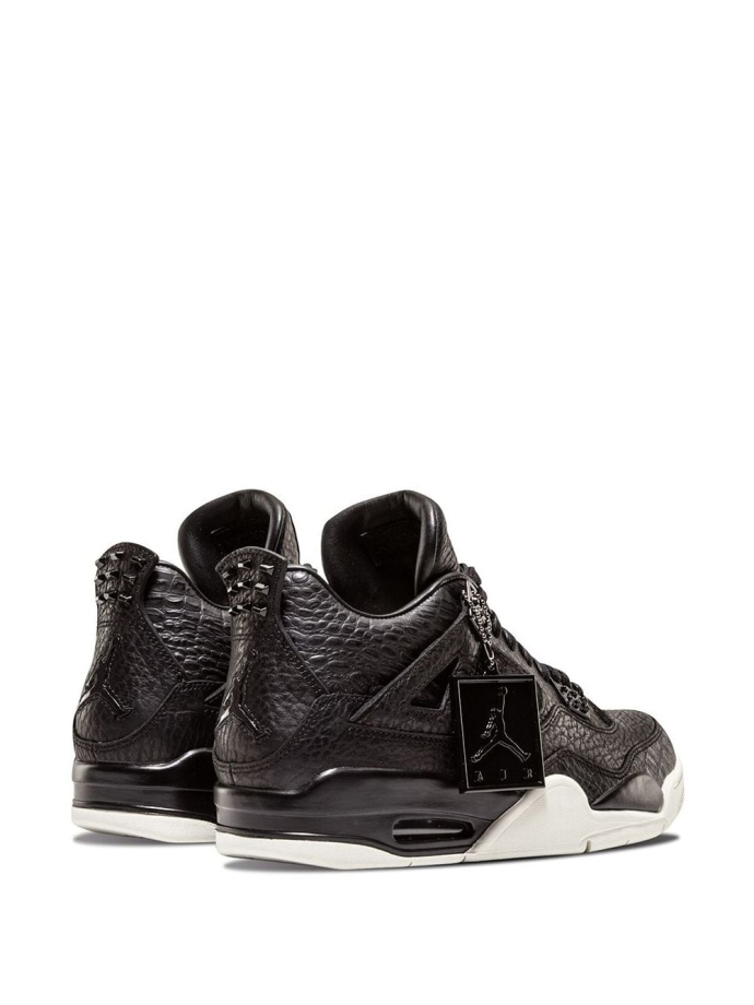 Retro 4 premium online