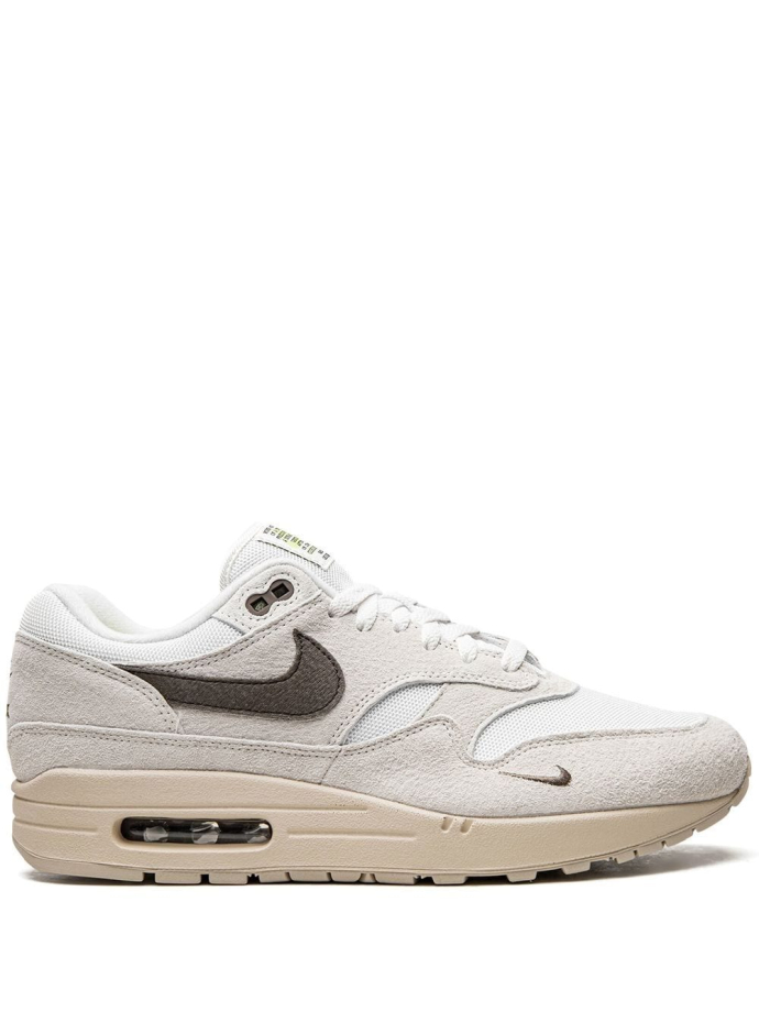 Nike air on sale max 1 sail