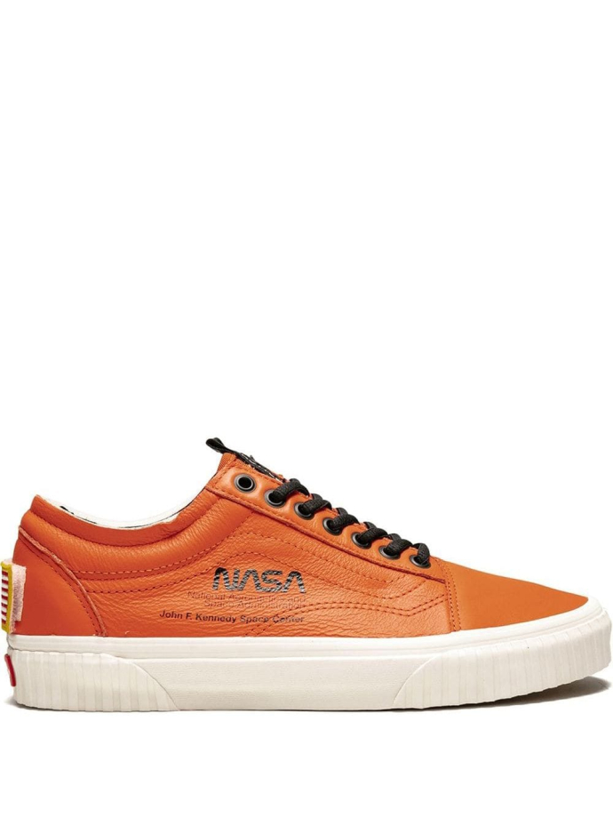 Space voyager vans online