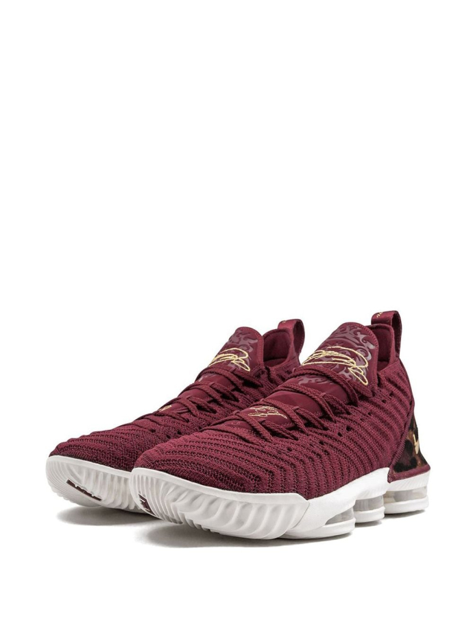 Adidas hotsell lebron 16