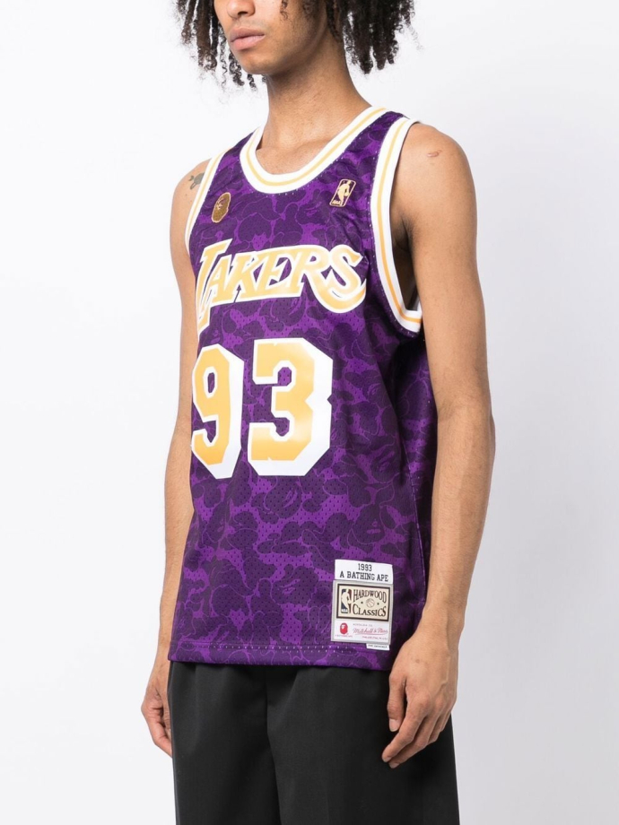 A BATHING APE Lakers print detail tank top 0ZXVTM108901IPPX Meet Market