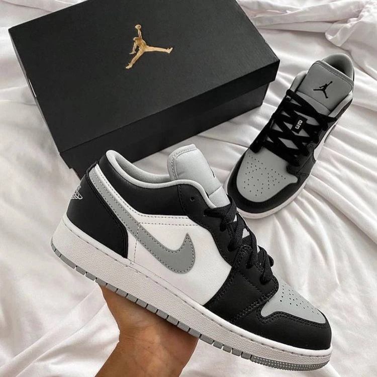 Nike air jordan 1 low shadow hotsell