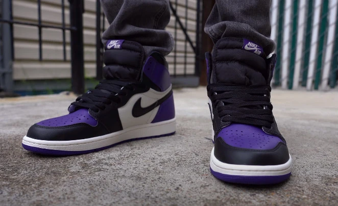 Air Jordan 1 High OG 'Court Purple' (2018) фото