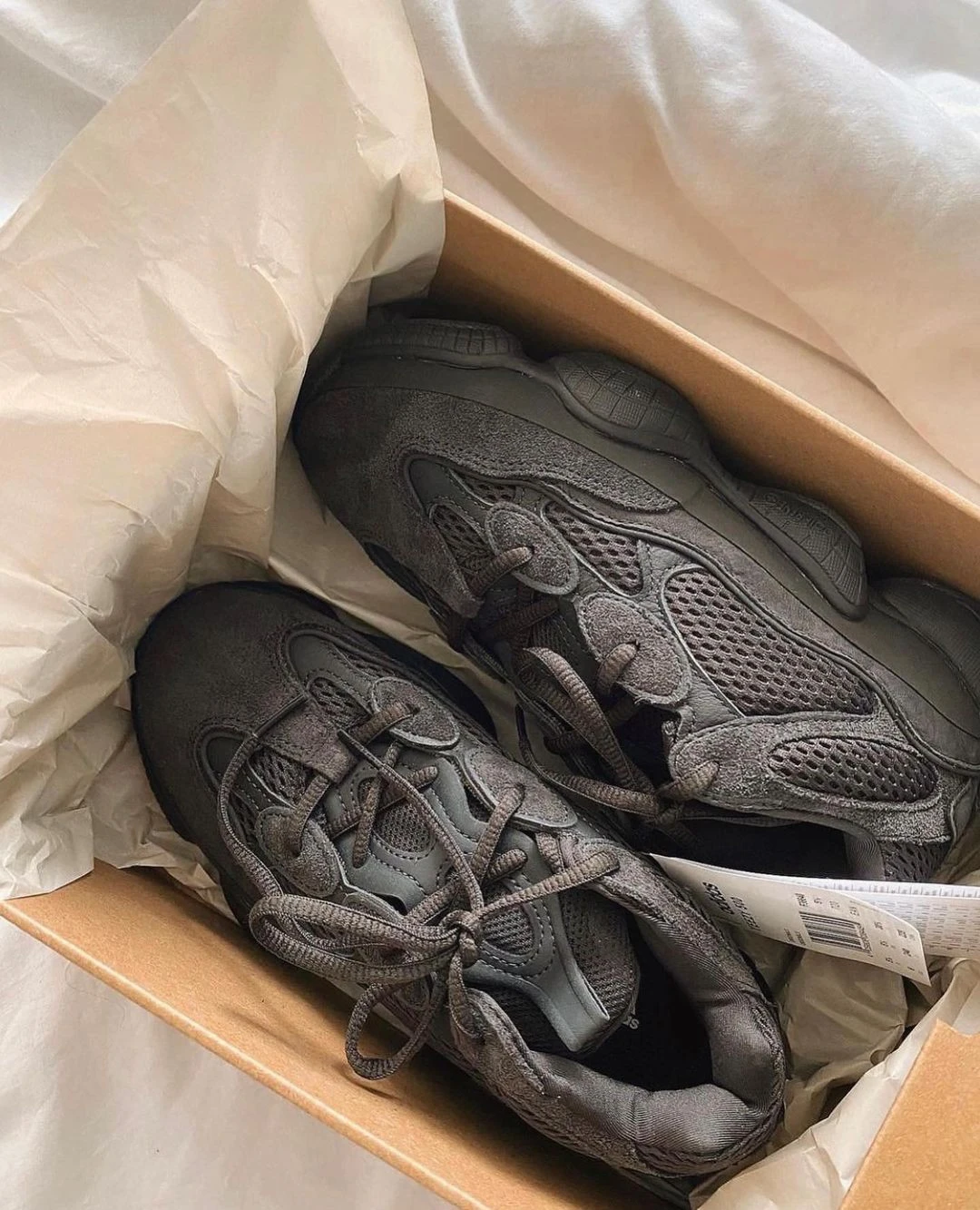 Yeezy 500 Utility Black фото