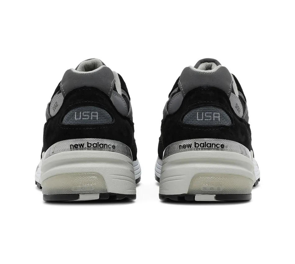 Купить кроссовки New Balance 992 серого цвета в интернет-магазине